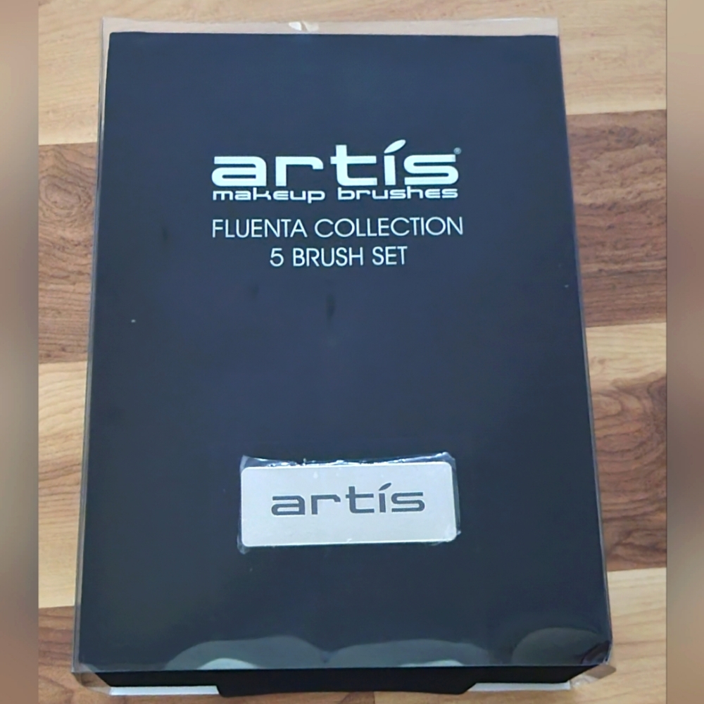 Artis Makeup Brushes